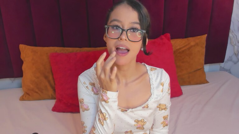 GABYHANK's Streamate show and profile