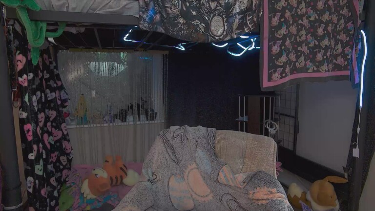 Zaturn's Streamate show and profile