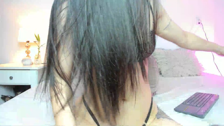 MissHannaX's Streamate show and profile