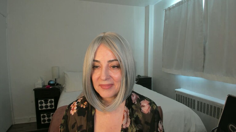 TheRealSeska's Streamate show and profile