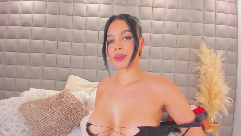 PaolaFalkon's Streamate show and profile