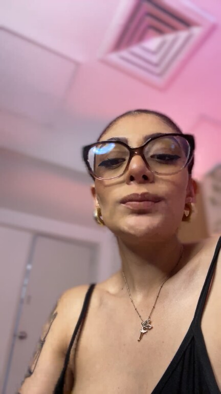 BrianaWells's Streamate show and profile