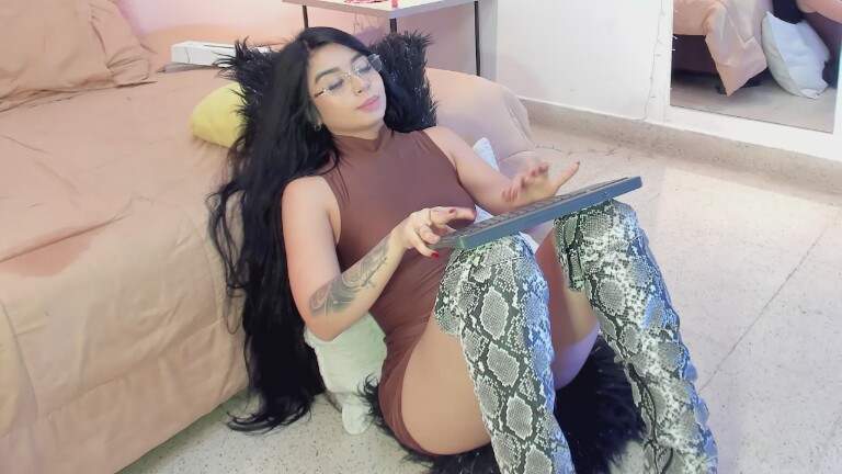 AuroraAllenn's Streamate show and profile