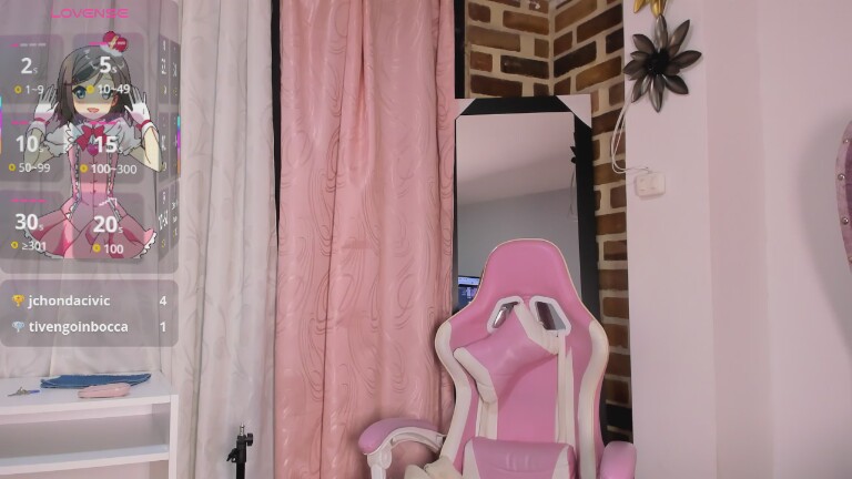 kazumiii's Streamate show and profile