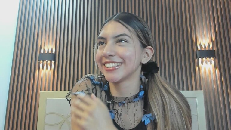 GabyRamirez's Streamate show and profile