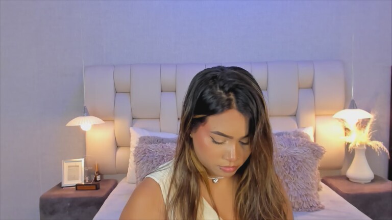 EmmaPrinncess's Streamate show and profile