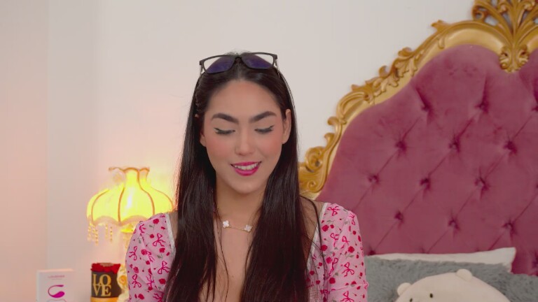 NinnaCrawford's Streamate show and profile