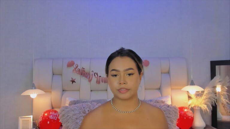 EmmaPrinncess's Streamate show and profile