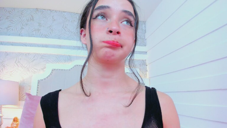 AnnieBlakee's Streamate show and profile