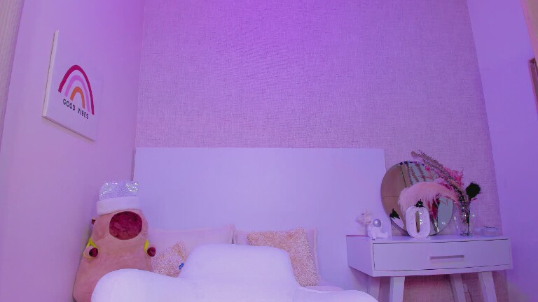 OliviaPagani's Streamate show and profile