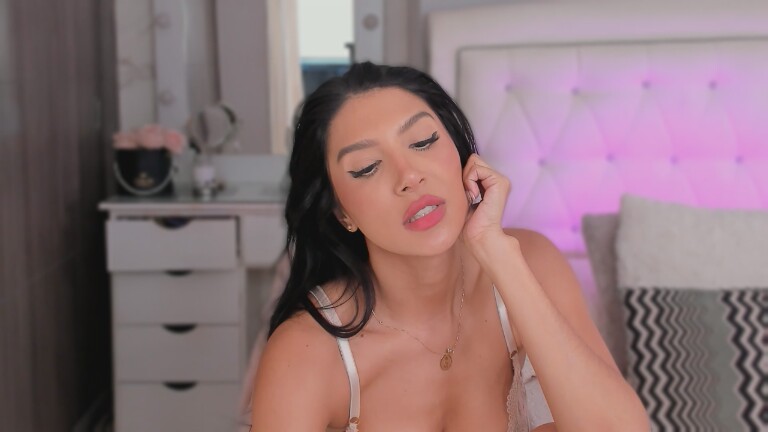 AnnyHoney's Streamate show and profile