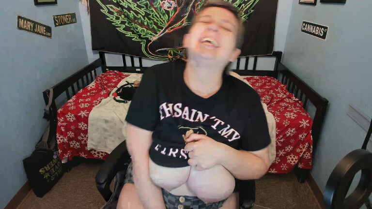 ChloeNightmare's Streamate show and profile