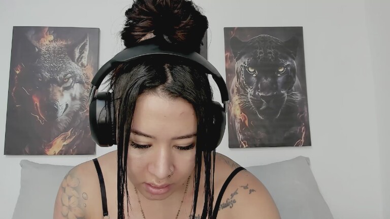 AngelMartins's Streamate show and profile