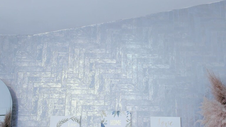 SaraBacker's Streamate show and profile